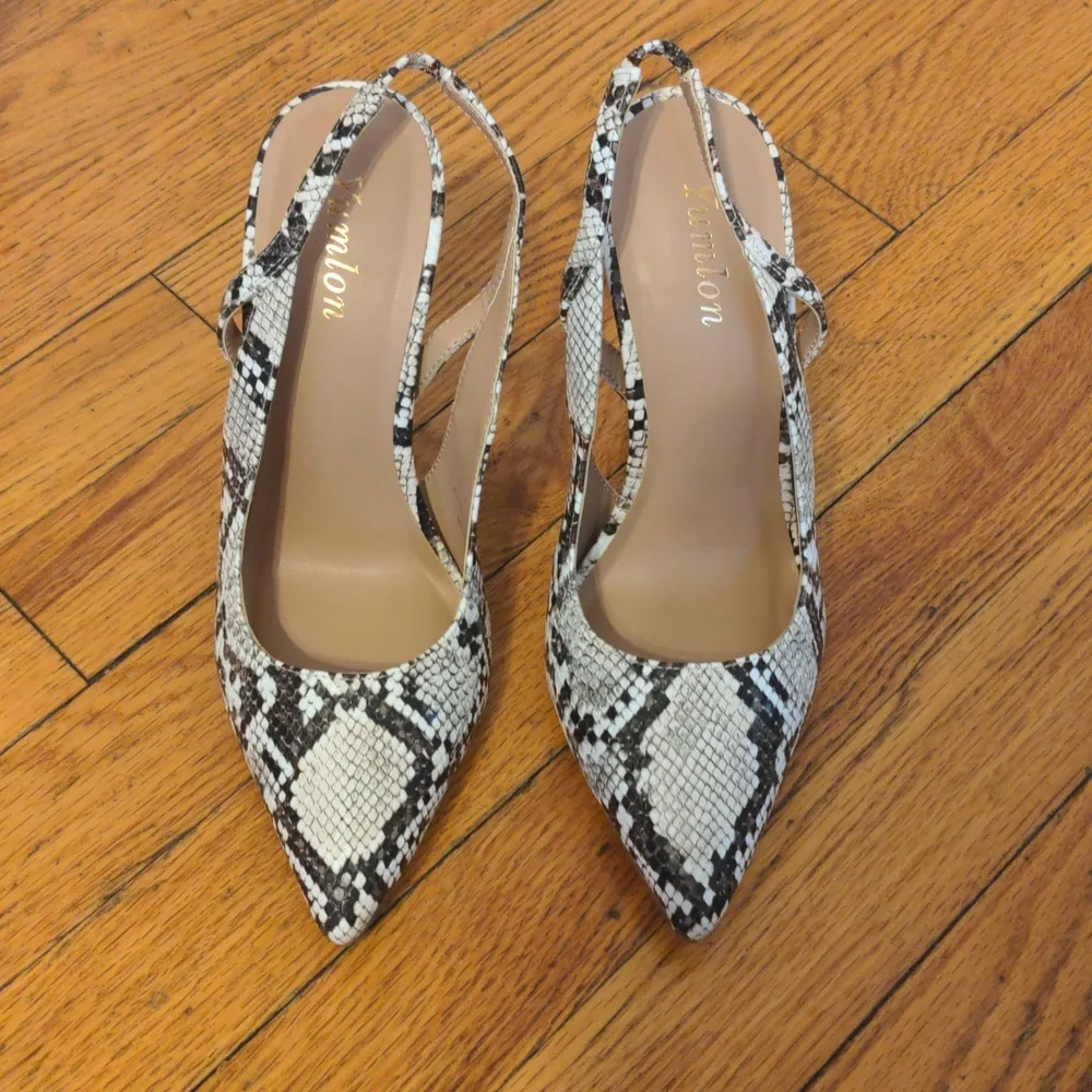 Brand New - Snake Skin Print Heels - 4.5 heels - Size 7